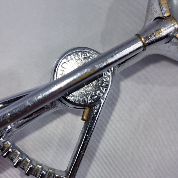 Tudhope Orillia Ontario Vintage Ice Cream Scoop Dipper Scooper Wood Handle - Picture 3 of 3